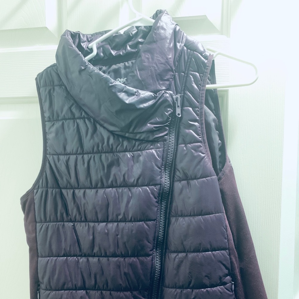 Reebok Asymmetrical Zip Puffer Vest